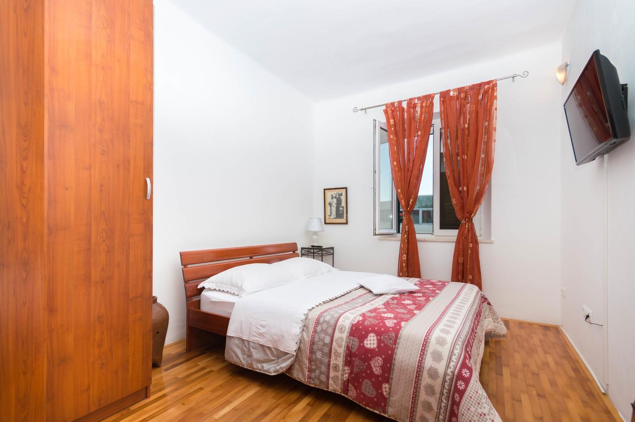 Apartment Leo Split Bagian luar foto